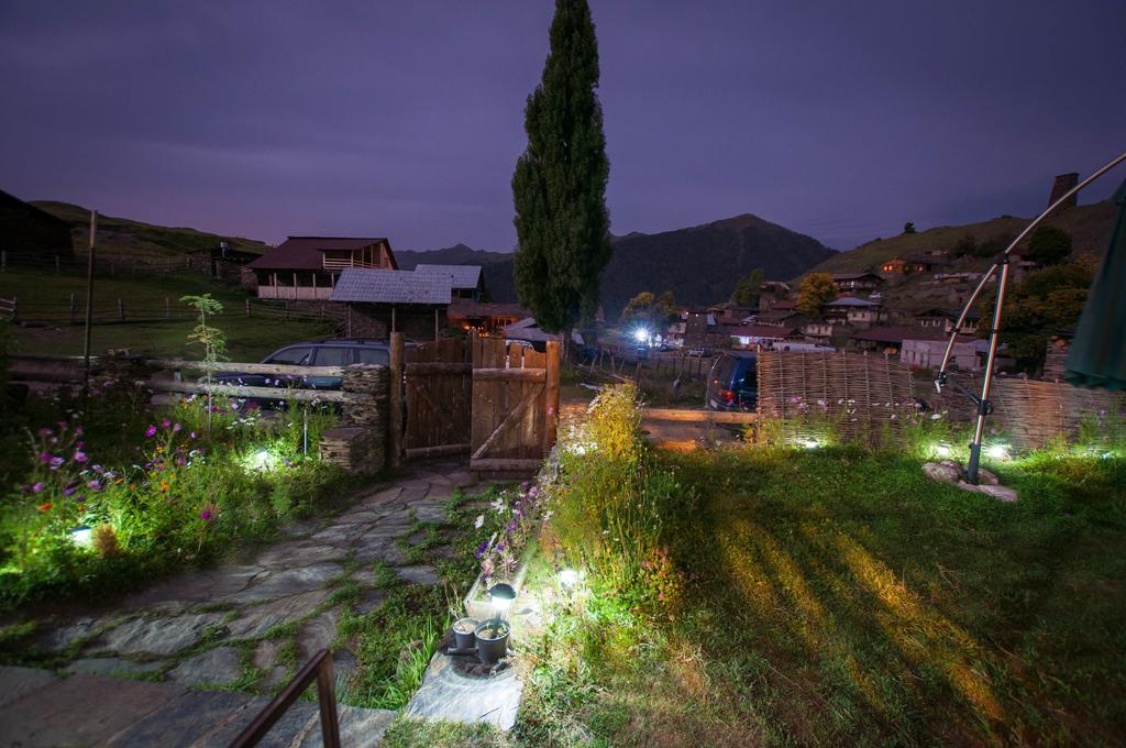 Guest House Shina Omalo Exterior photo